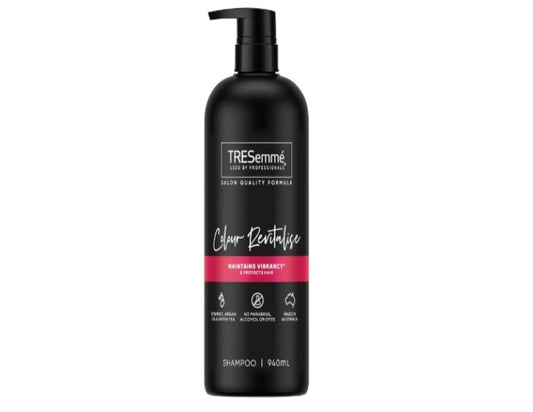 TRESemmé Colour Revitalise Shampoo 940 mL