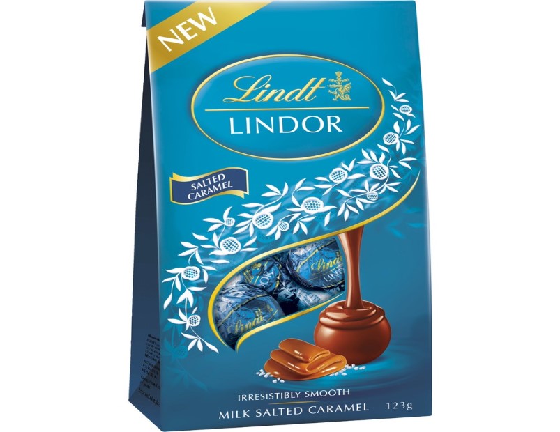 Lindt Lindor Milk Salted Caramel Chocolate Bag 123g