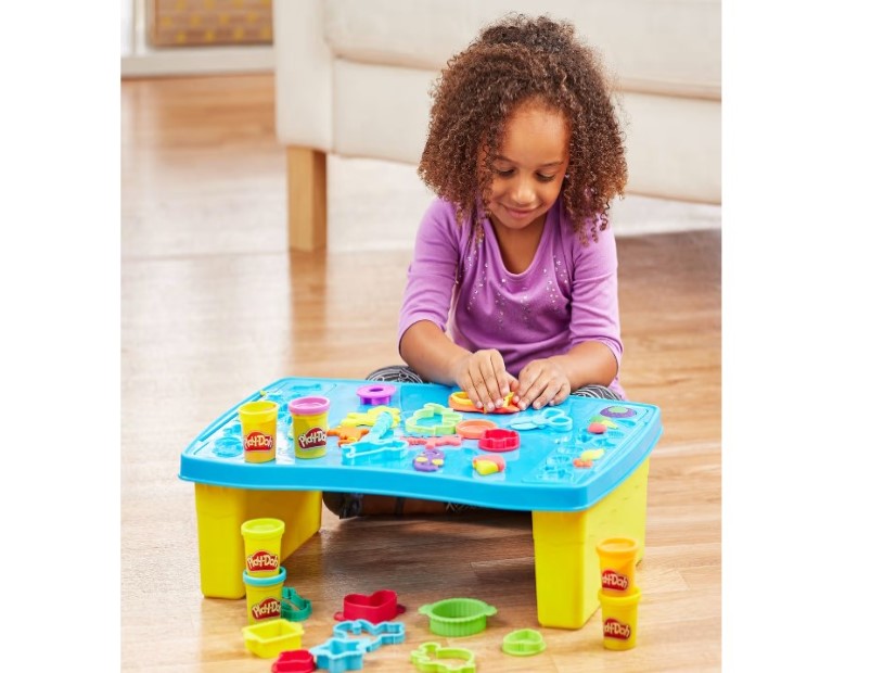 Play Doh - Play 'n Store Table