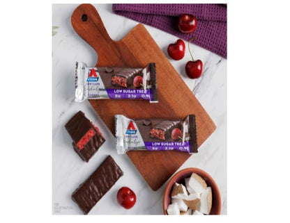 Atkins Endulge Cherry Coconut Bar, Dessert Favourite, Low Sugar, High Fibre, Keto Friendly Bar, 5 Count