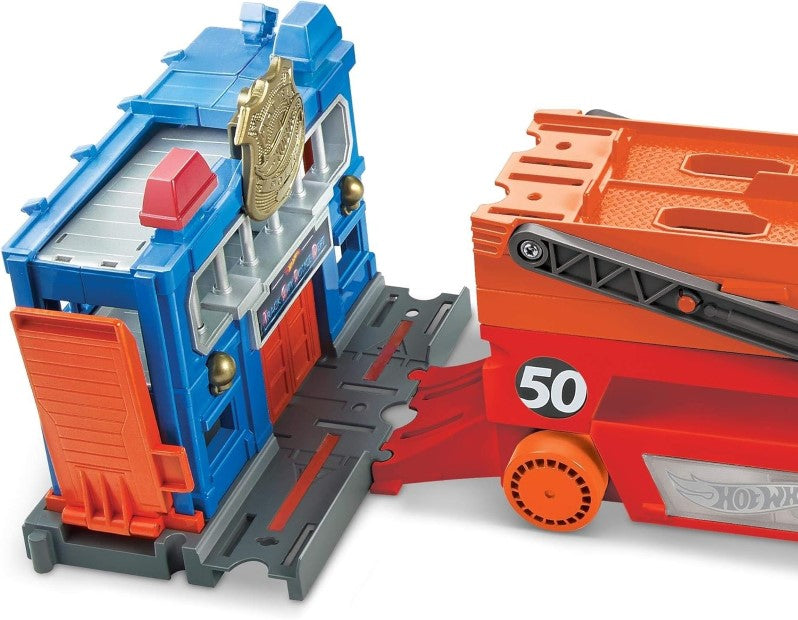 Hot Wheels | Mega Hauler with Storage for up to 50 1:64 scale cars