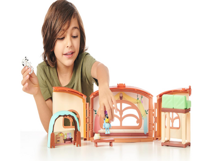 Bluey School Friends - Calypso's School Playset (Model 17337)