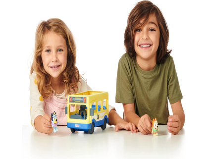 Bluey Brisbane Bus Adventure - Bus Vehicle and Figures Pack (Model 17345)