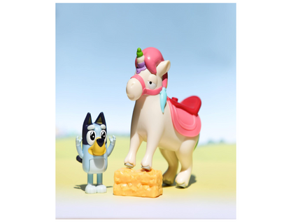 Bluey Vehicle and Figure Pack - Unipony (Model 13050)