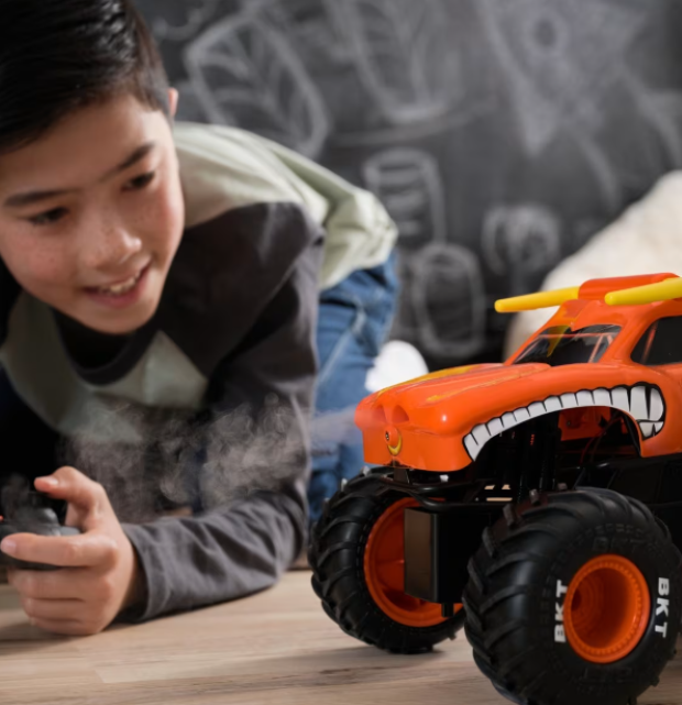 Monster Jam | Official 1:15 Scale El Toro Loco RC Truck