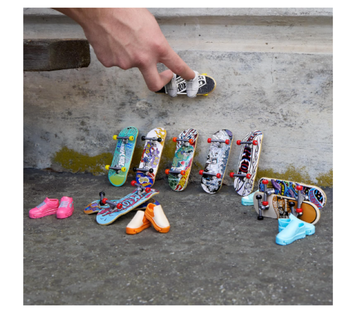 Hot Wheels | Skate Fingerboards 10-Pack, Set of 10 Finger Skateboards