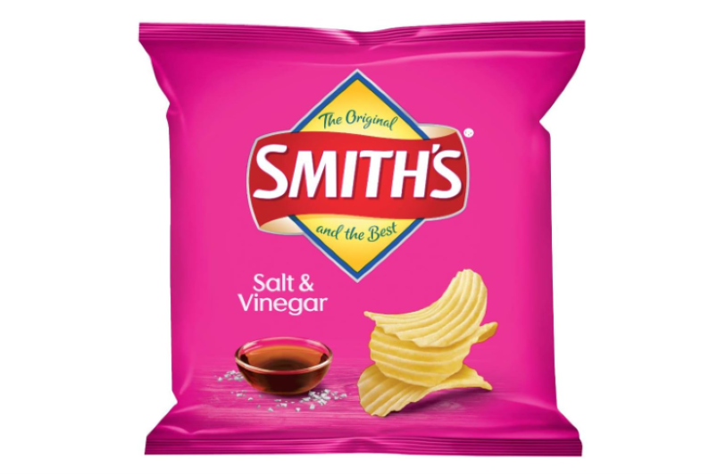 Smith's Crinkle Cut Salt and Vinegar Potato Chips 114 g